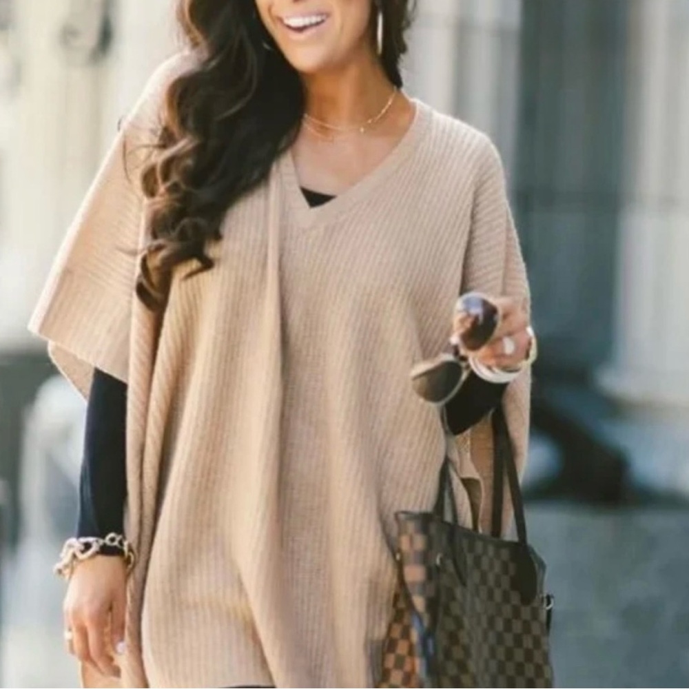 🥰Halogen Cashmere Vneck Poncho, grey